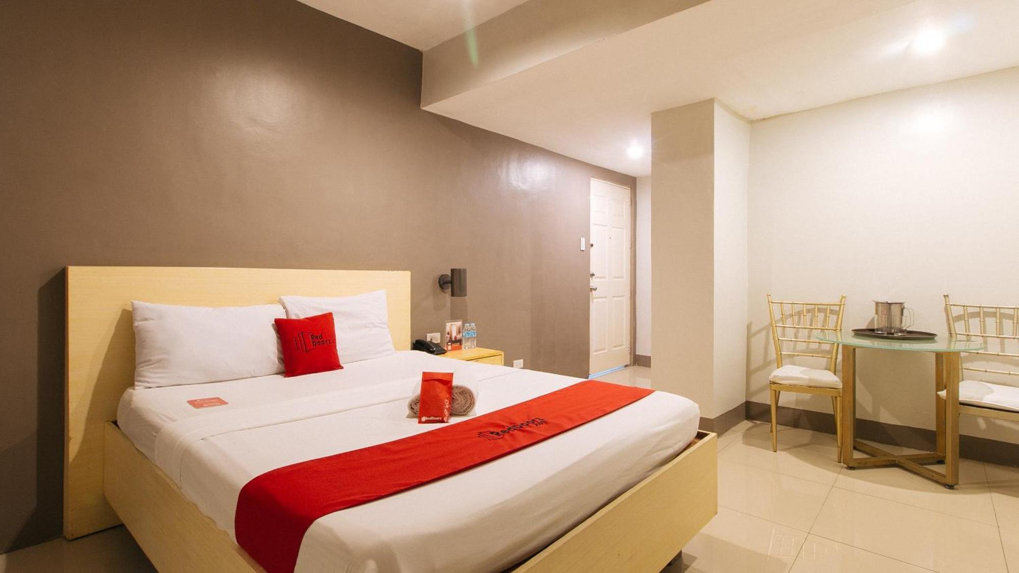 Hotel Reddoorz At Samat Mandaluyong Exterior foto