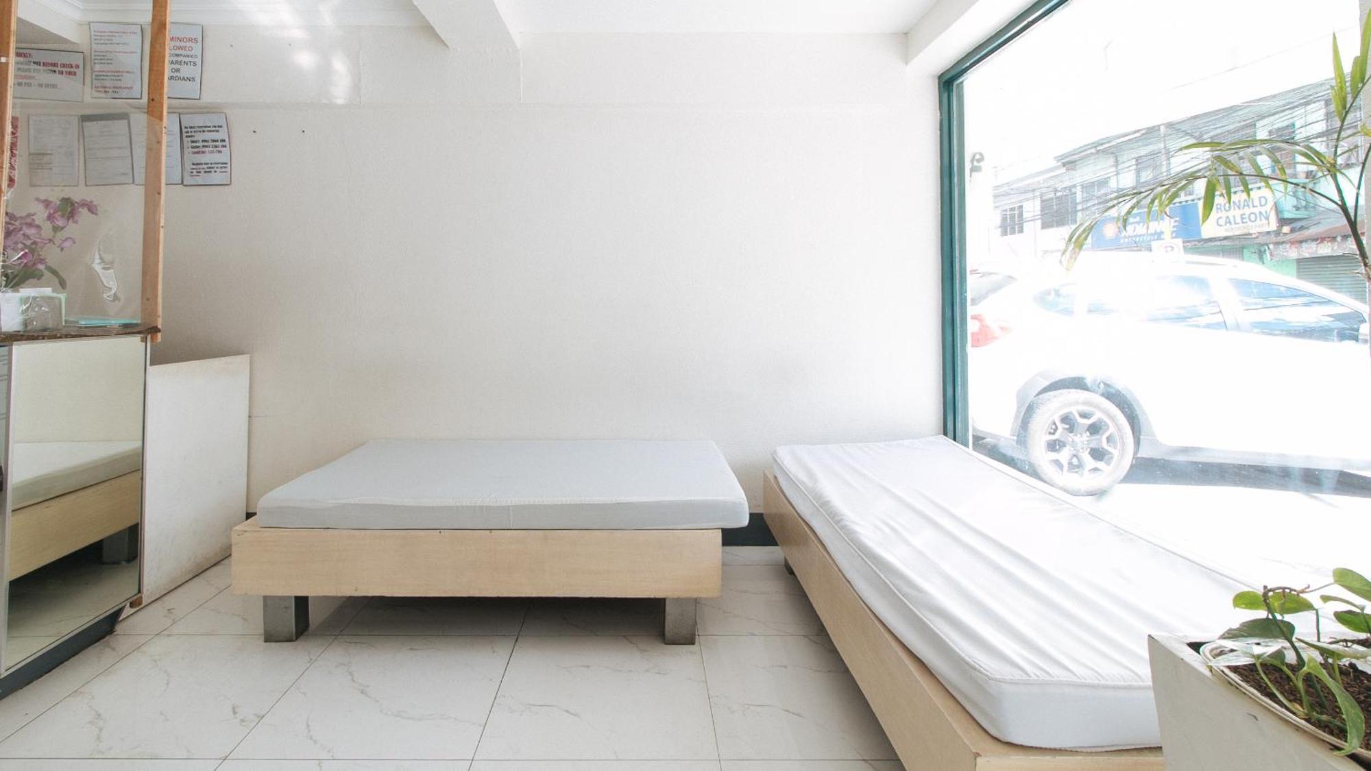 Hotel Reddoorz At Samat Mandaluyong Exterior foto